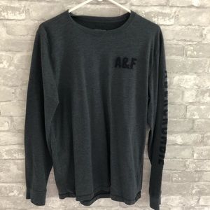 NWOT men’s Abercrombie long sleeve T-shirt